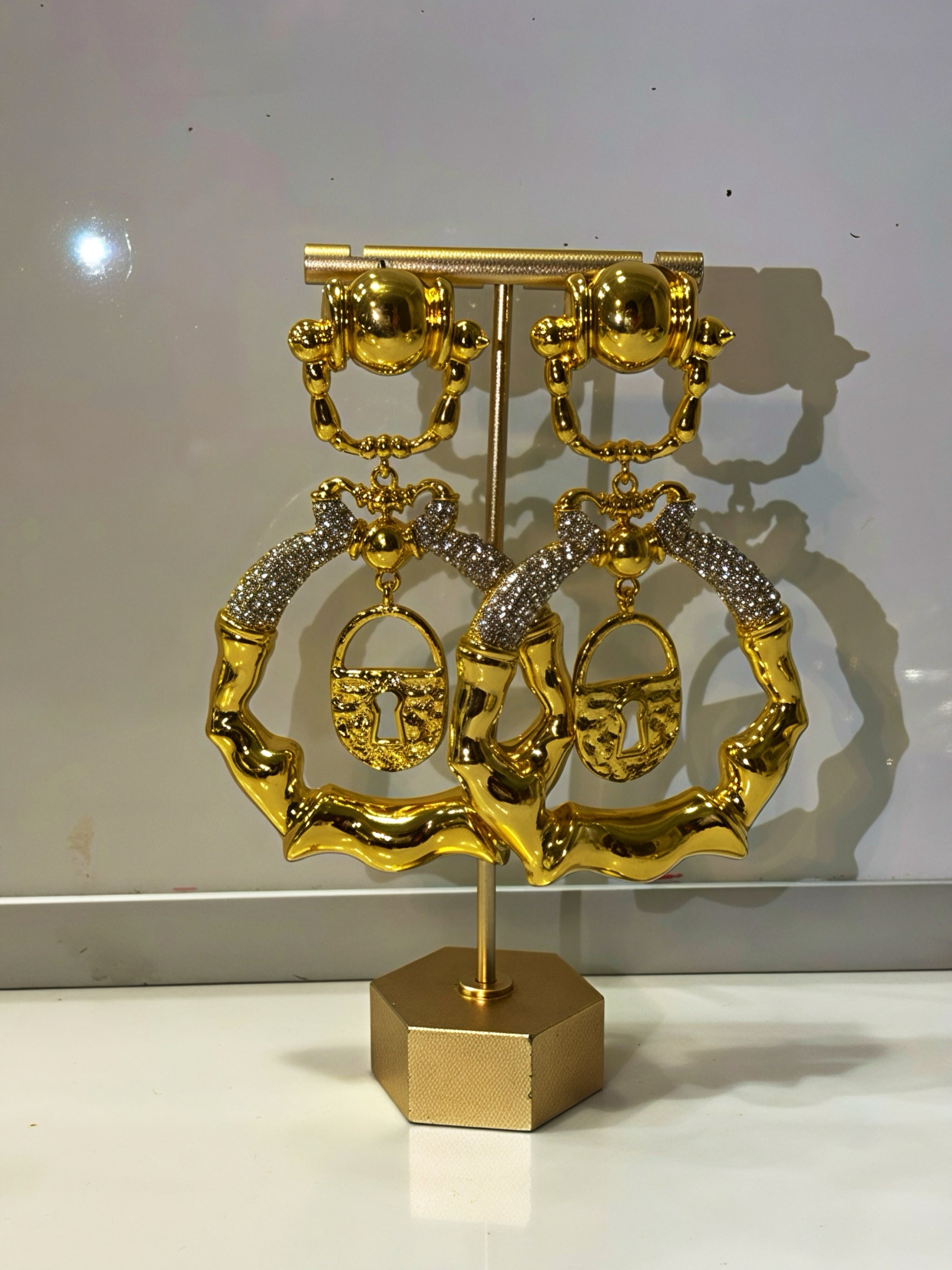 Oversized fashion earrings