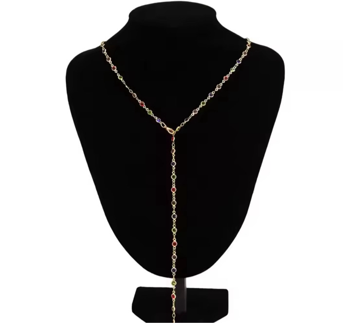 Long fashion necklace