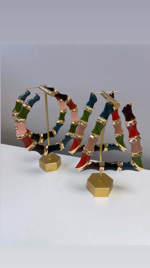 Oversized old school earrings
