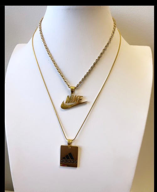 Trendy necklaces