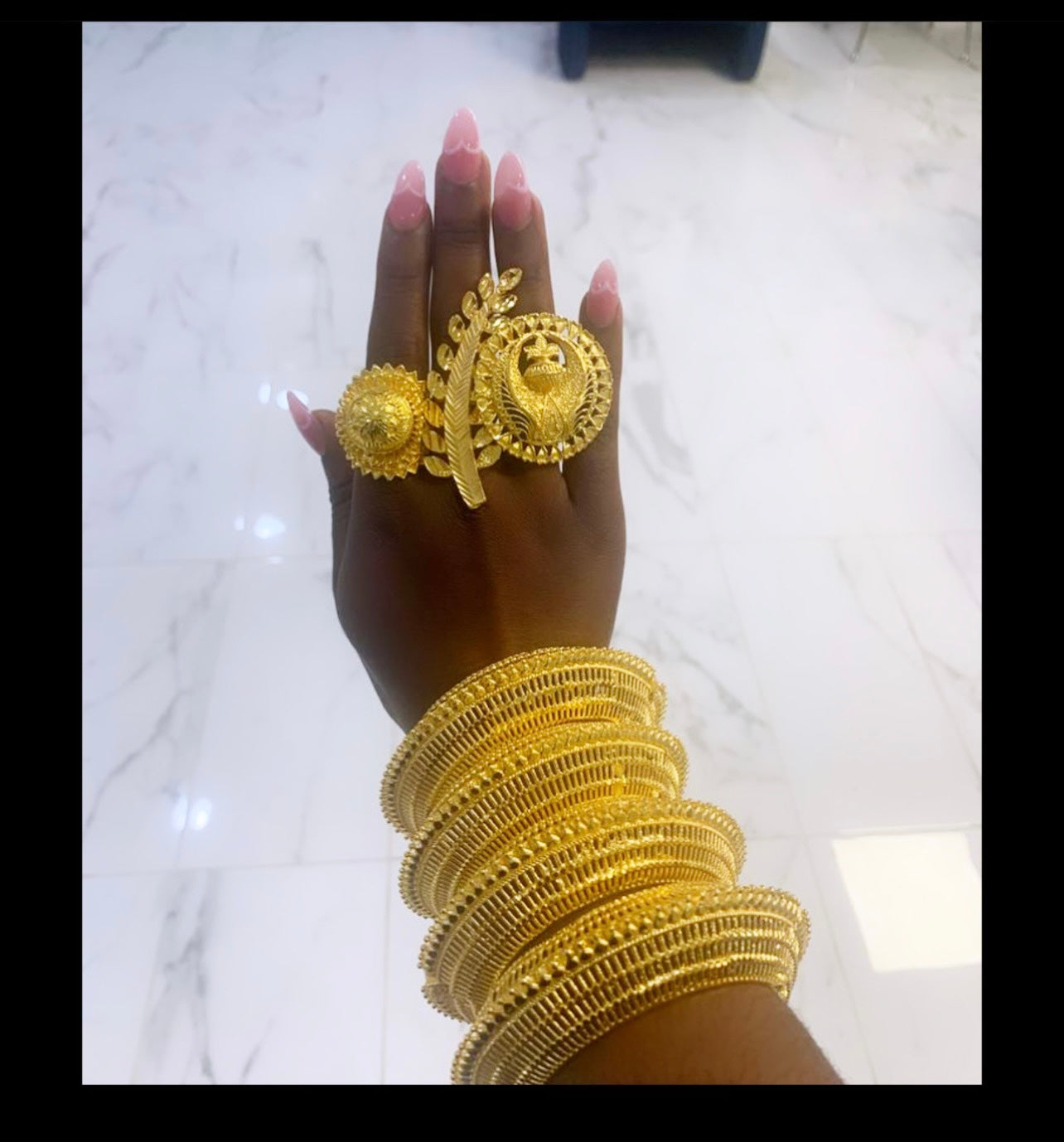 Chunky bangles